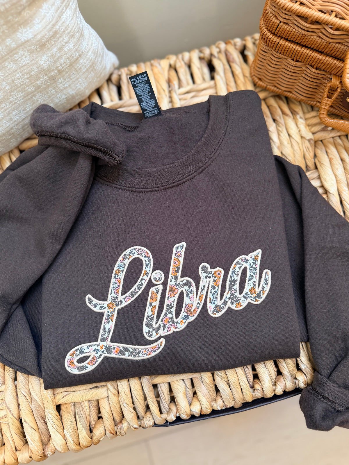 Libra Sweatshirt, Libra Season Sweater, Floral Appliqué Zodiac Sweatshirt, Libra Gift, Astrology Sweater, Birthday Gift for Her