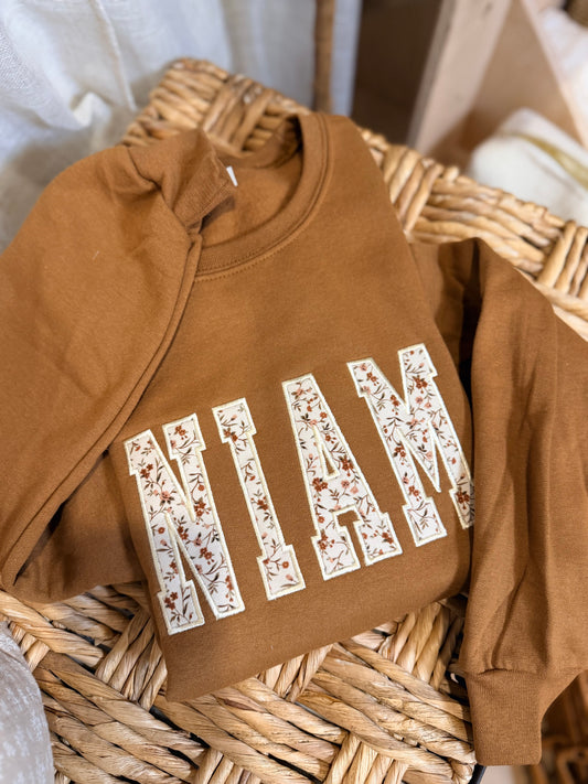 SALE: Niam Floral Appliqué Sweater (Large)