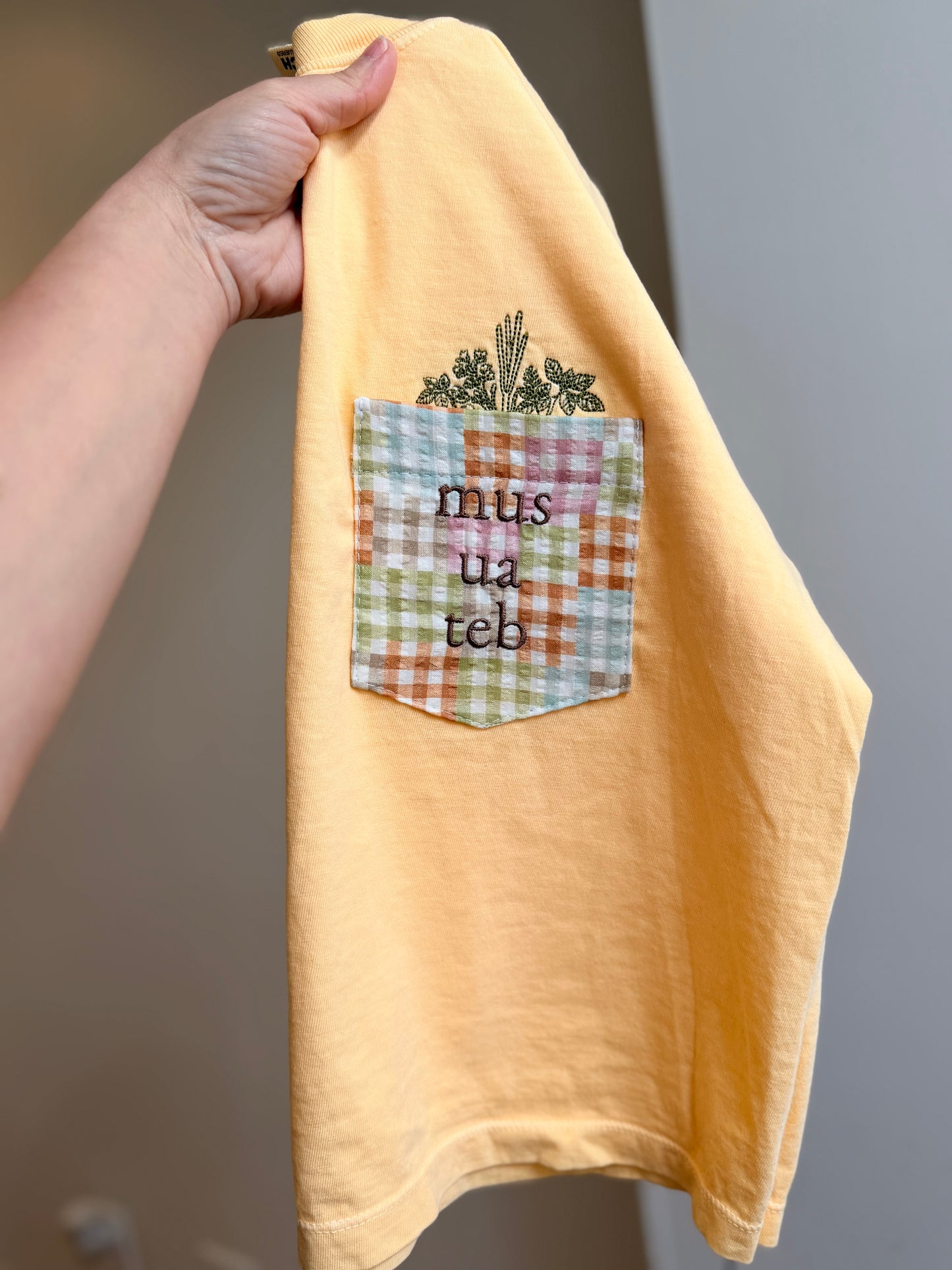 Garden Pocket Tee – Mix & Match Custom Shirt- Floral Pocket T-Shirt | “mus ua teb” Embroidered | Cottage Garden Aesthetic