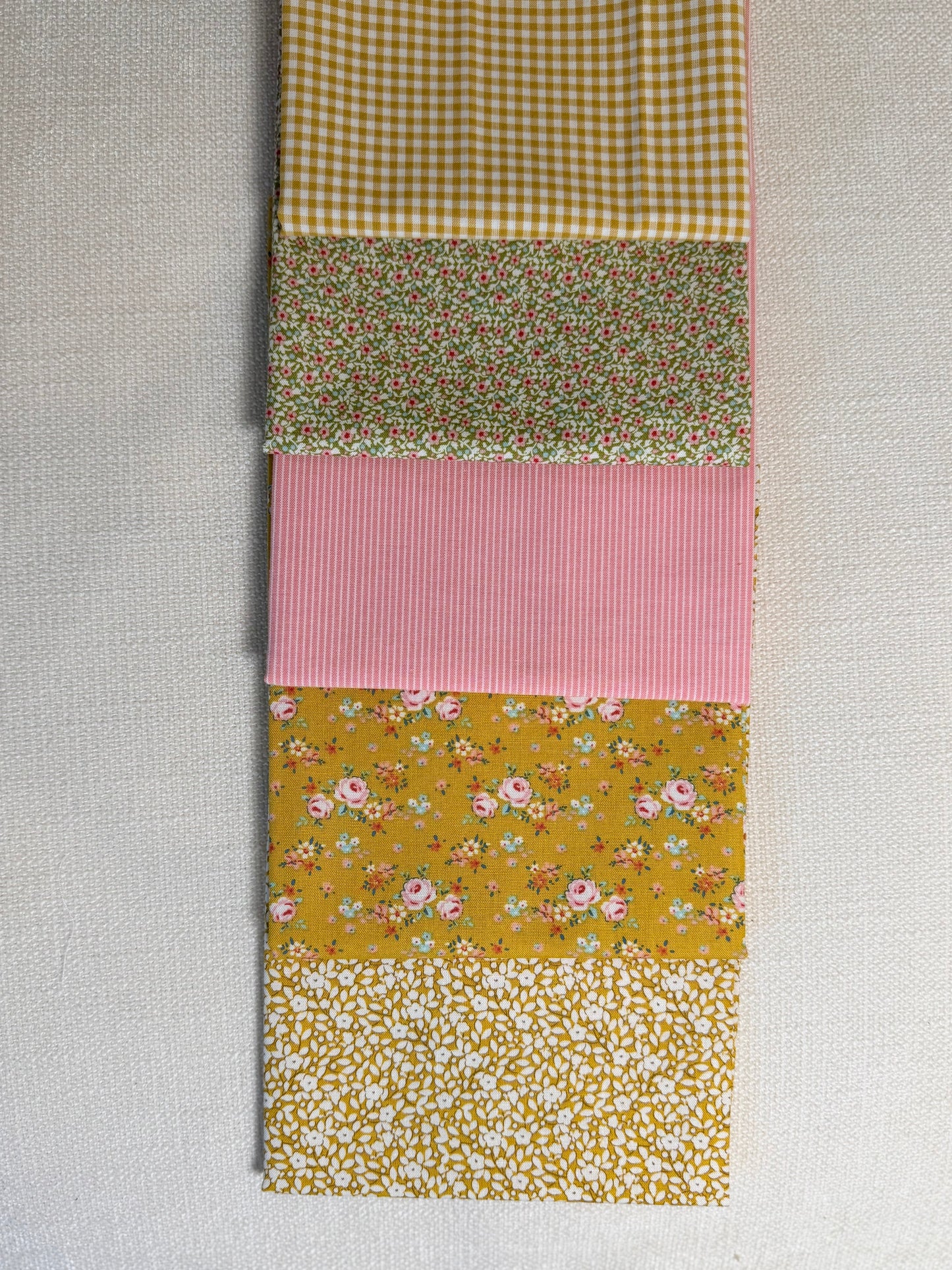 Personalized Fabric Wristlet Keychain – Embroidered Name Key Fob, Floral Cotton Wrist Strap