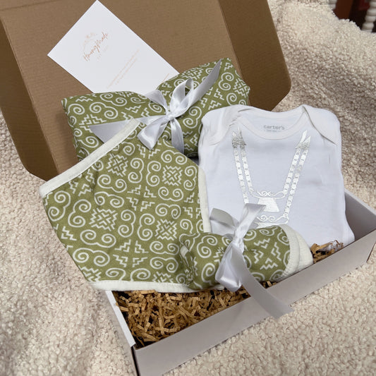 Swaddle Set Gift Box
