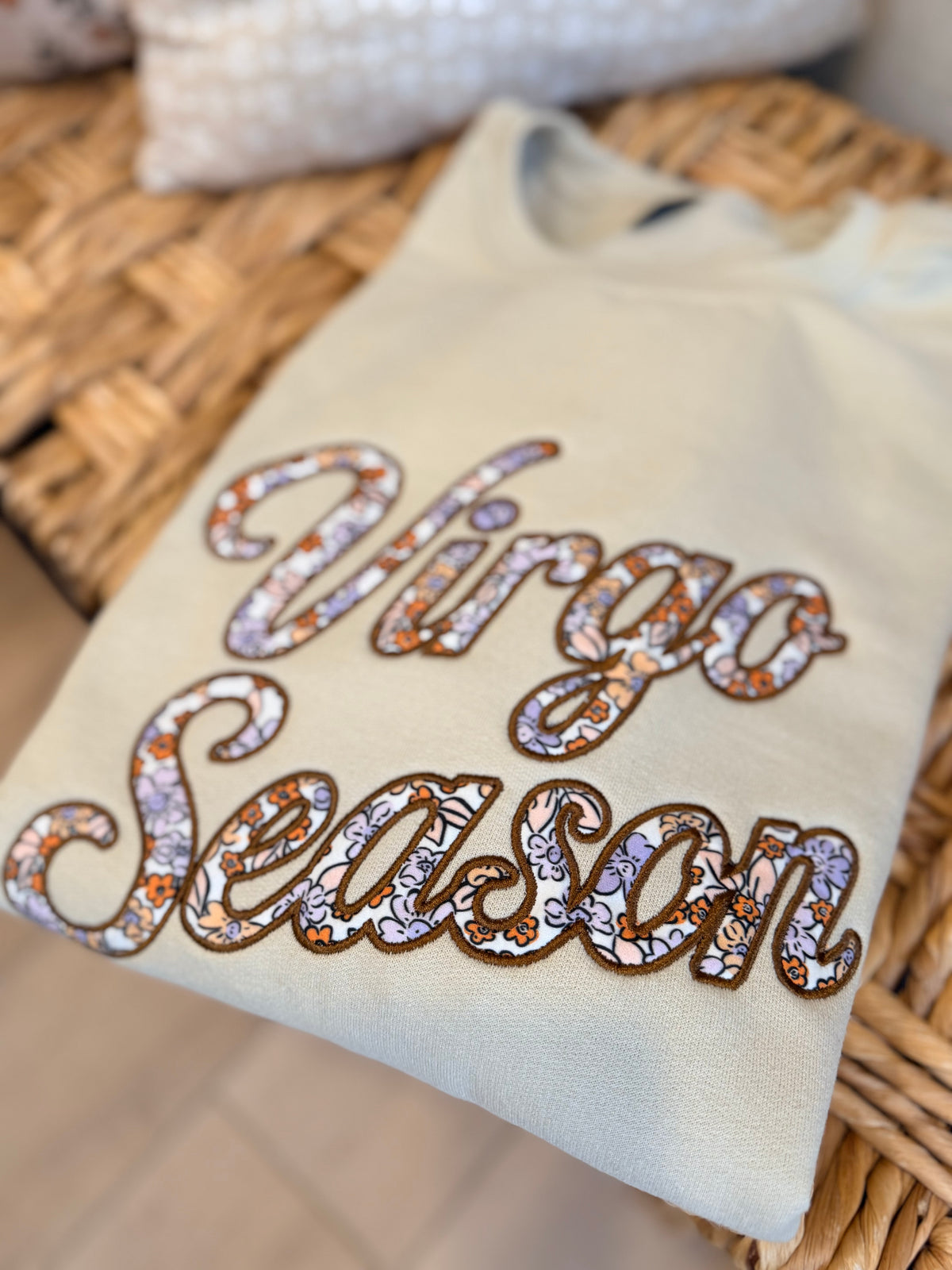 Virgo Sweatshirt, Virgo Season Sweater, Floral Appliqué Zodiac Sweatshirt, Virgo Gift, Astrology Sweater, Birthday Gift for Her