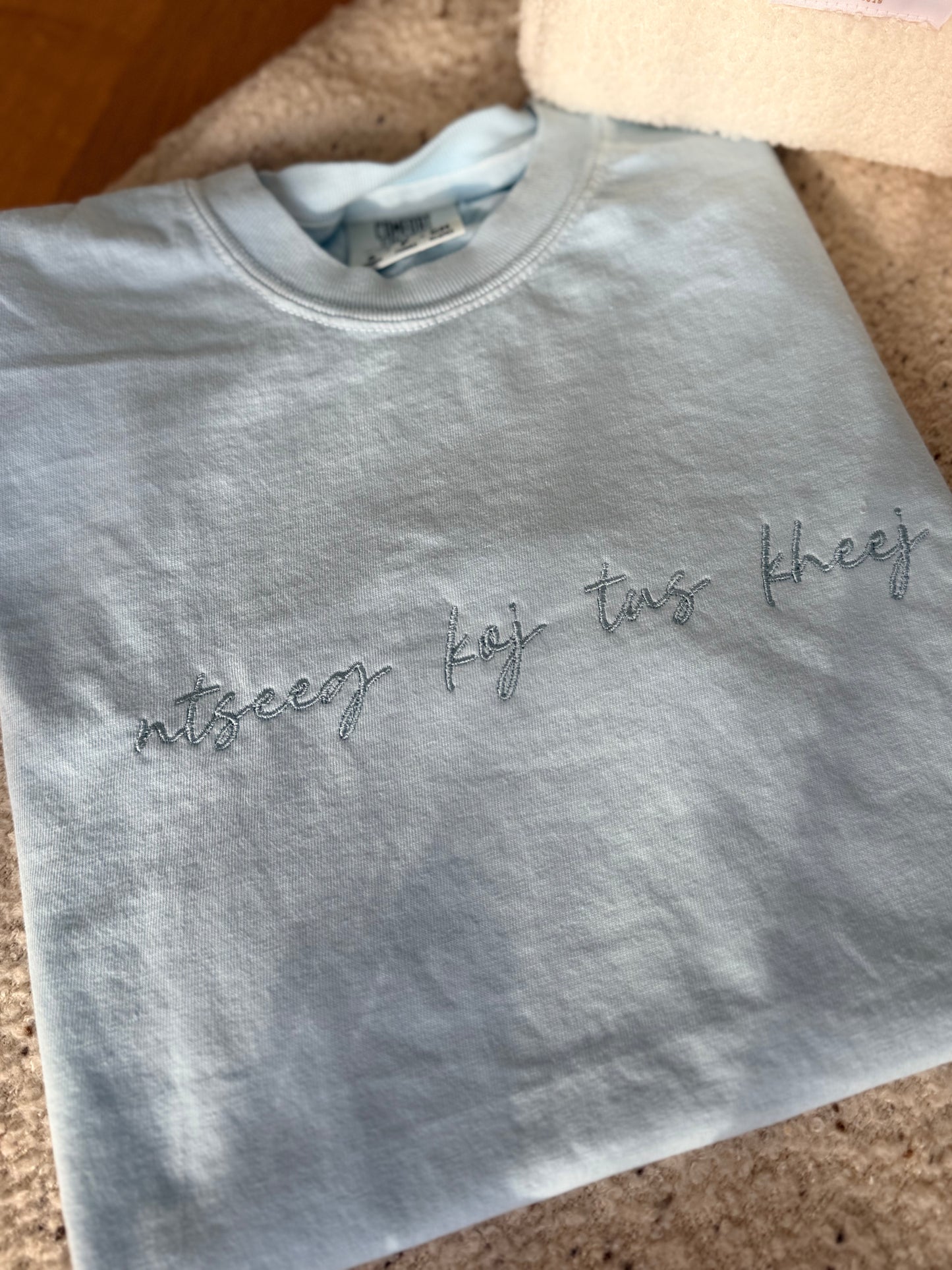 Monochrome Hmong Phrase Embroidered Tee  - ntseeg koj tus kheej