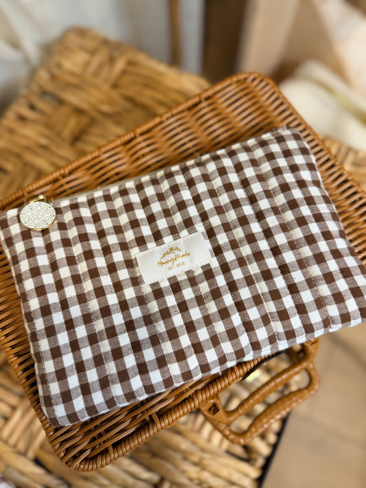 SALE: Pouch with Elephant Foot Zipper