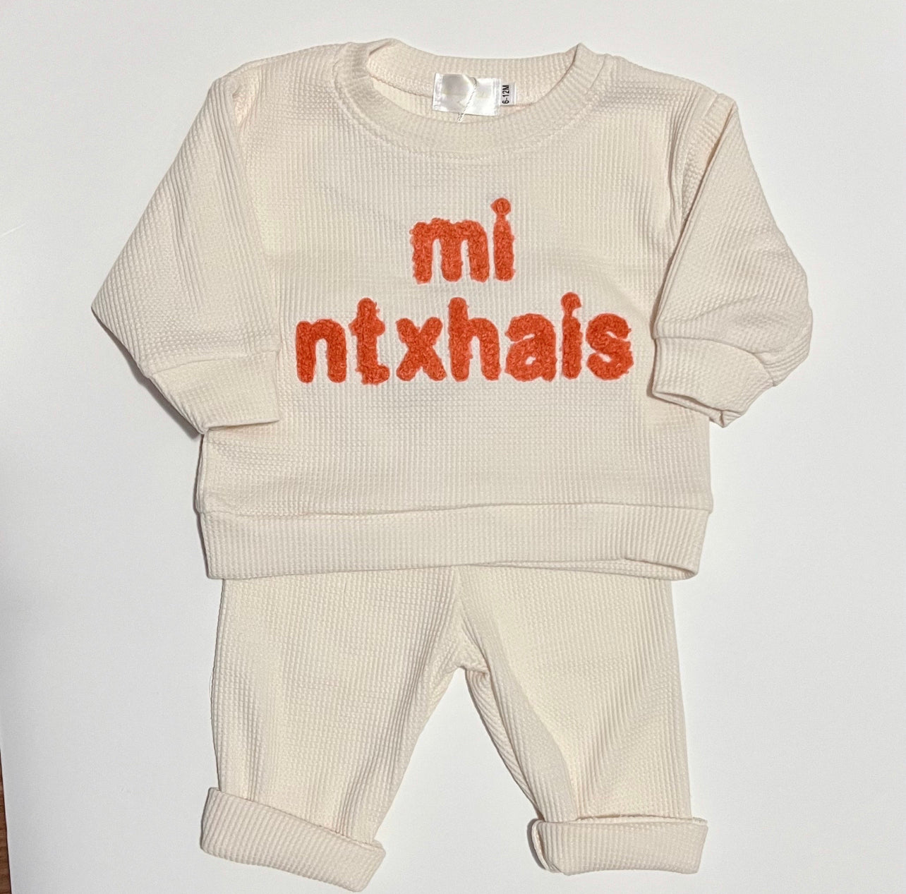 Mi Ntxhais (Daughter)  Clothing Set