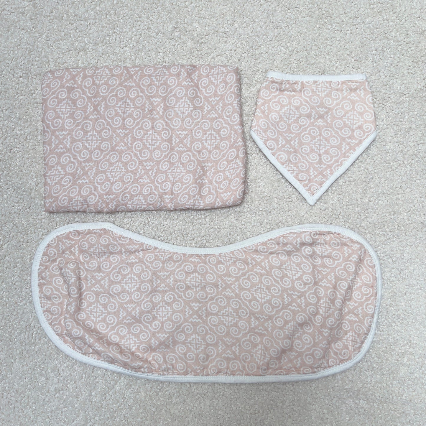 Hmong Pattern Swaddle Gift Box (Pastel pink)
