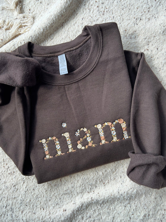 Floral Niam/Nam/Mama Sweater (Chocolate Color)