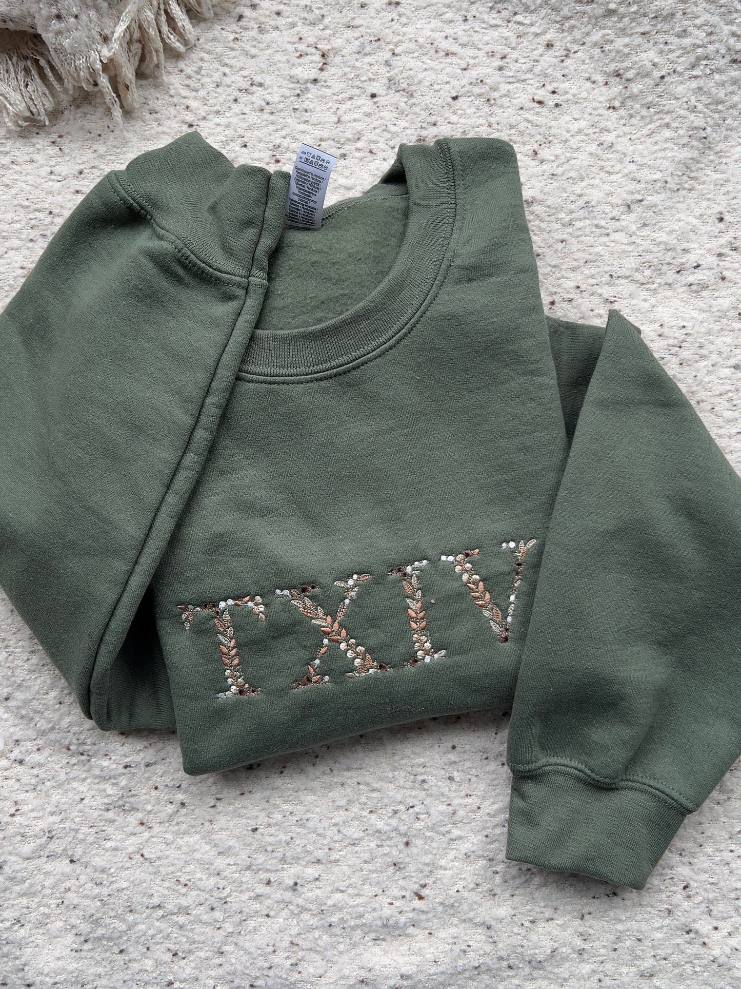 Txiv Hmong Sweater