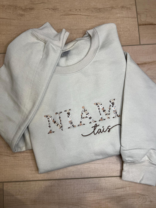 Floral Grandma/Niam Tais Sweater