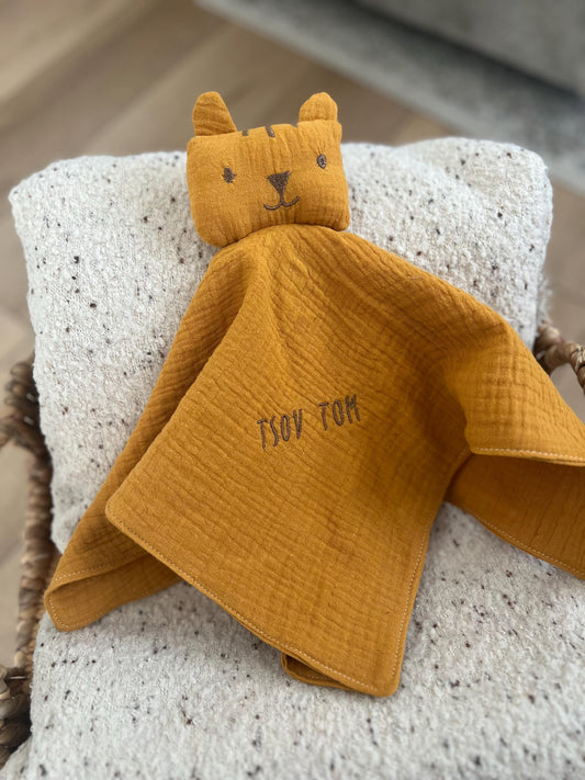 Tiger Cuddle Cloth – Tsov Tom (Tiger Bite in Hmong)