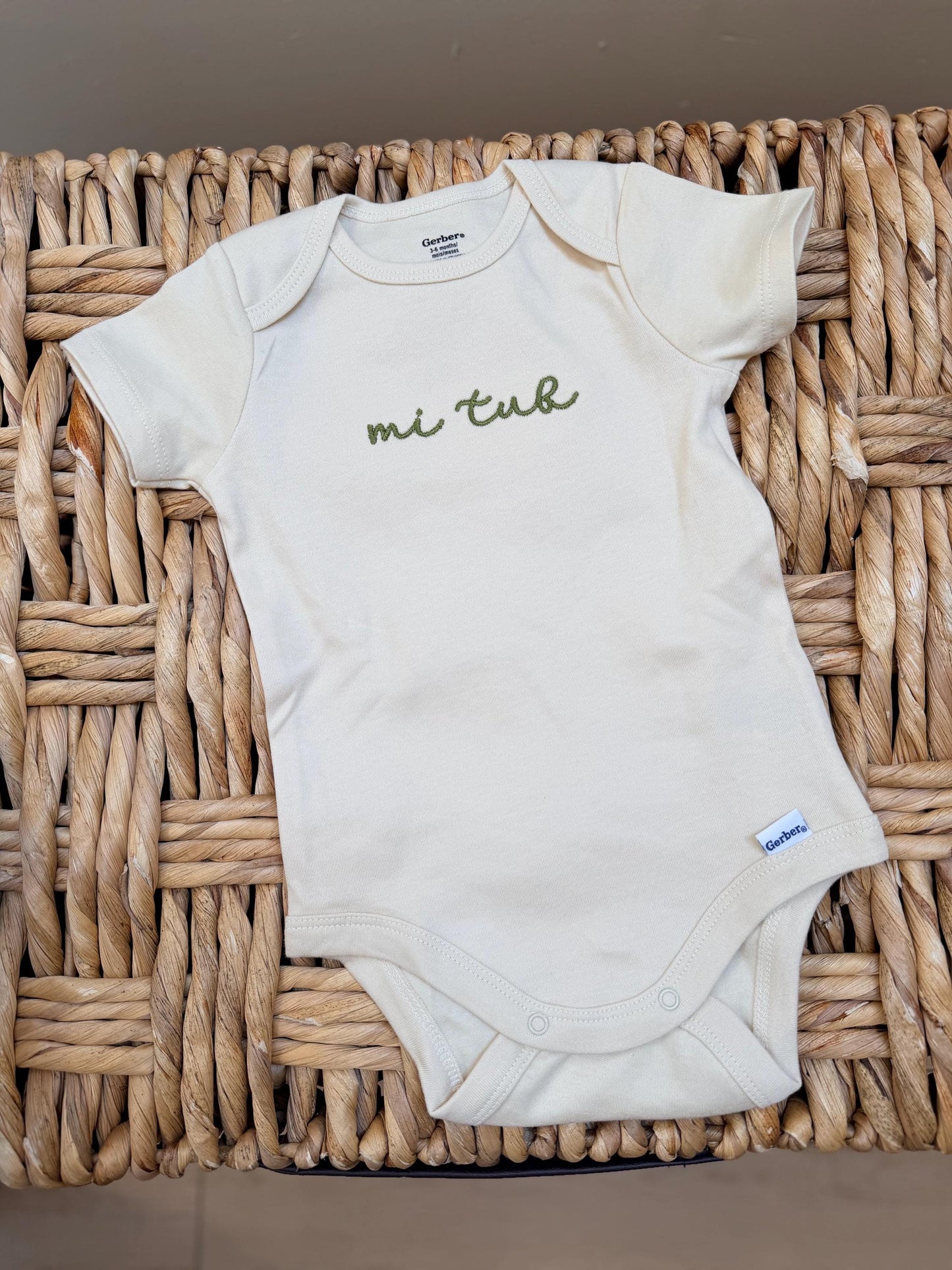 Mi Tub  (son) blanket, infant bodysuit, and bib gift box